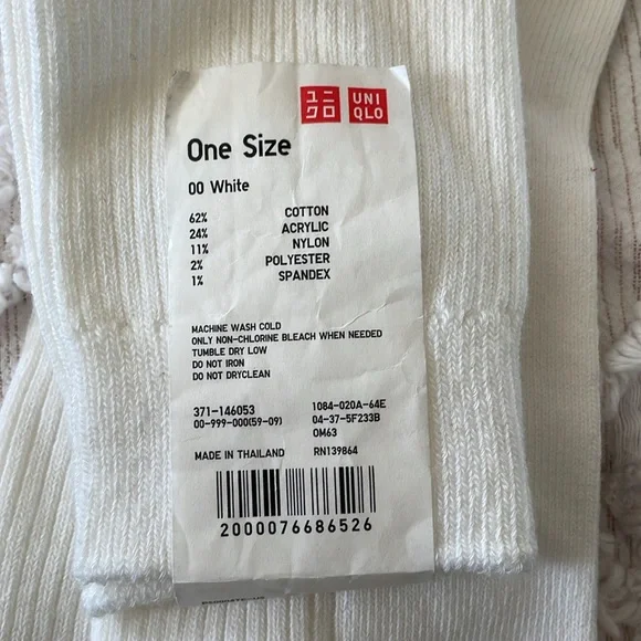 Uniqlo Socks - Picture 2 of 2